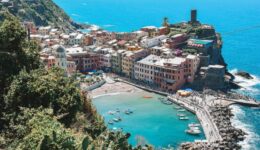 Vernazza-in-Cinque-Terre-1200x800